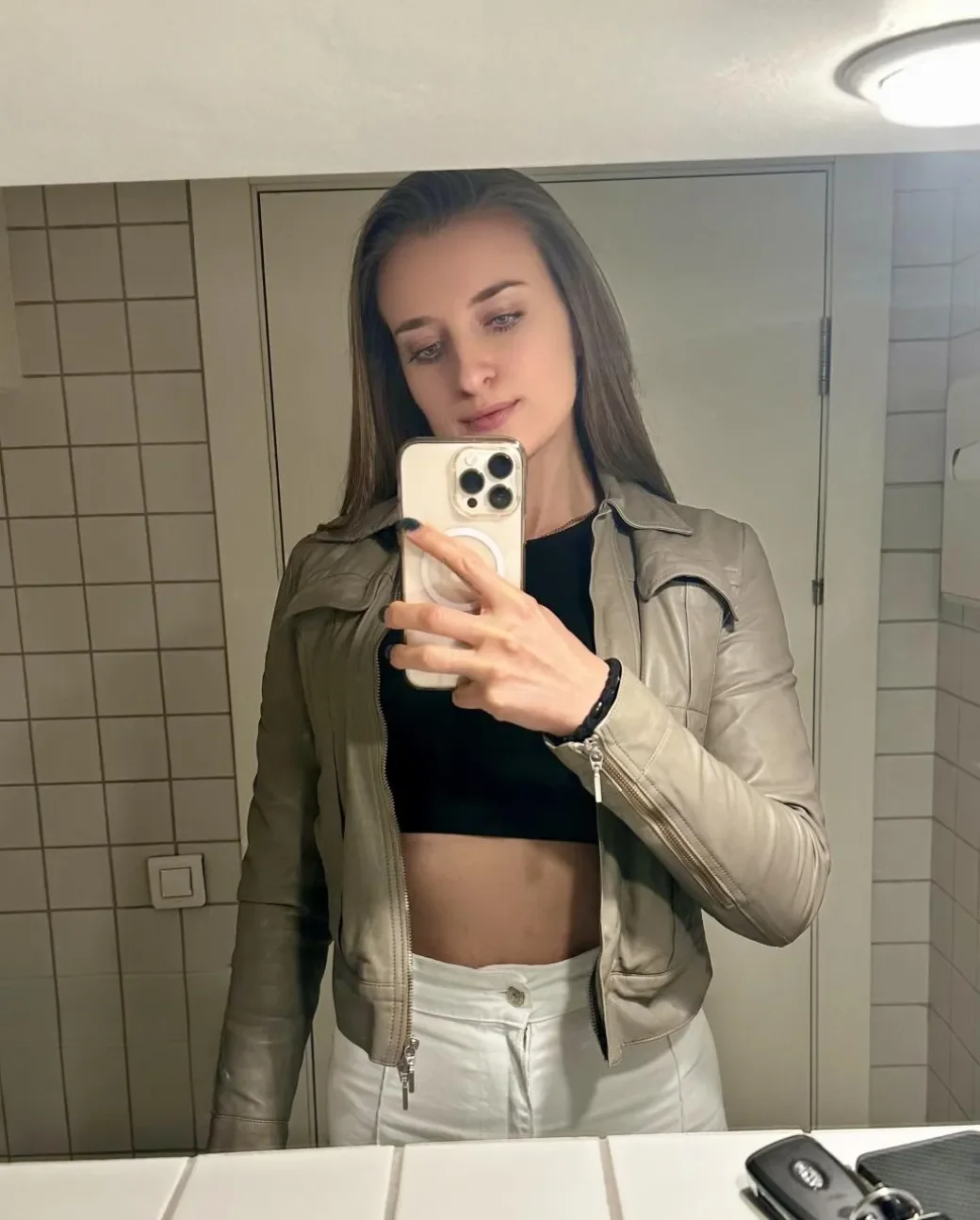 Ksenia thumbnail 10