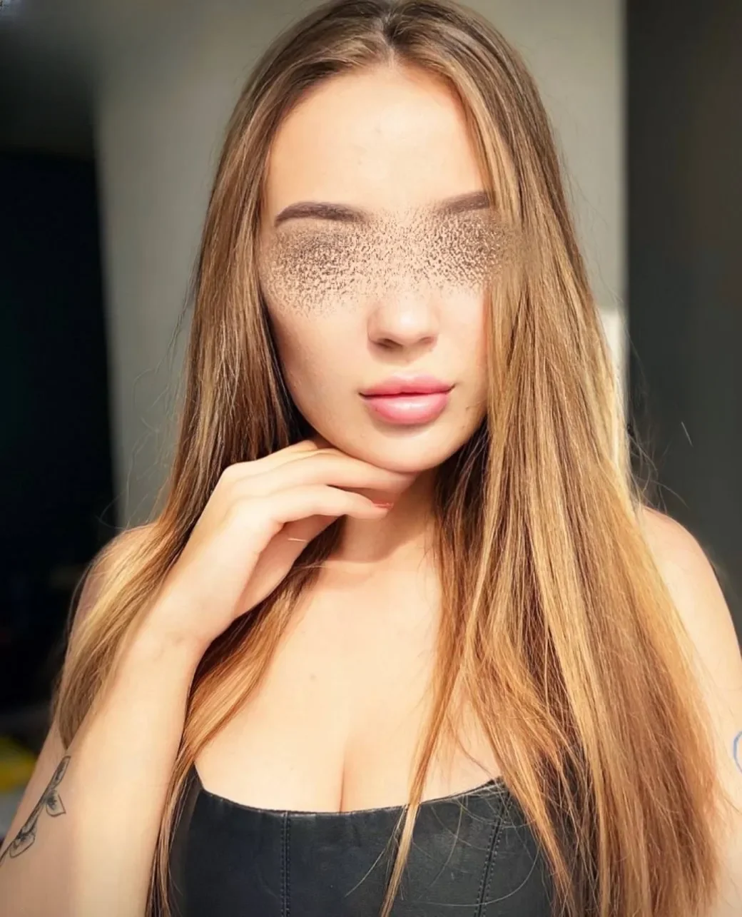 Angelina thumbnail 12