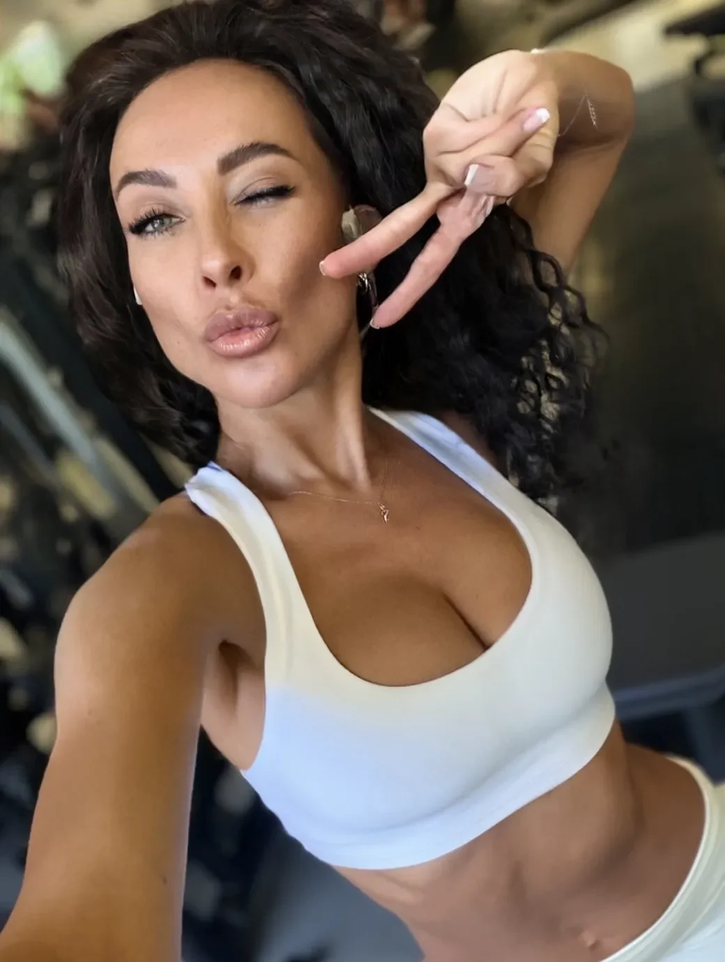 IREN LOVES ANAL thumbnail 4