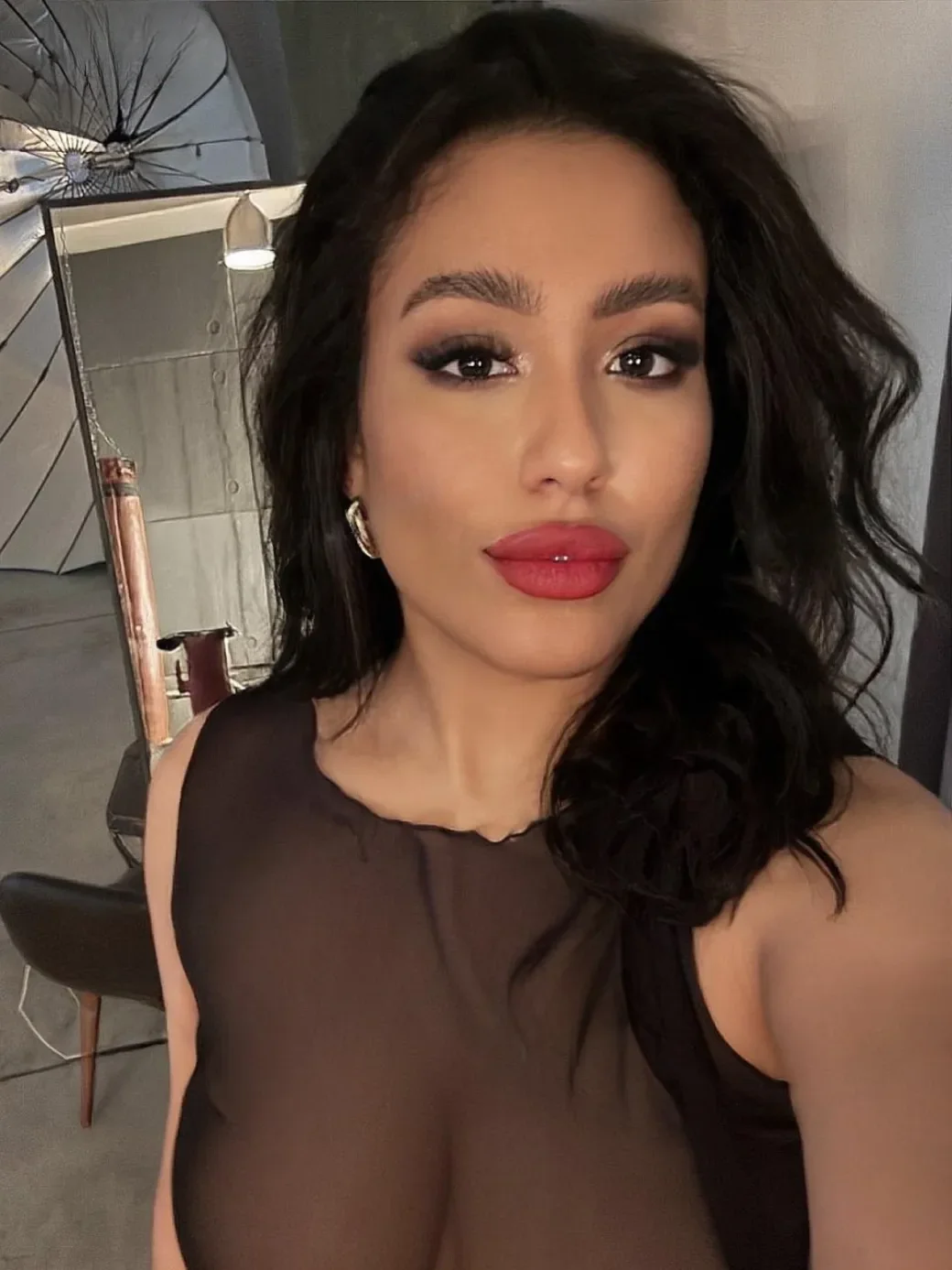 Jasmine thumbnail 4