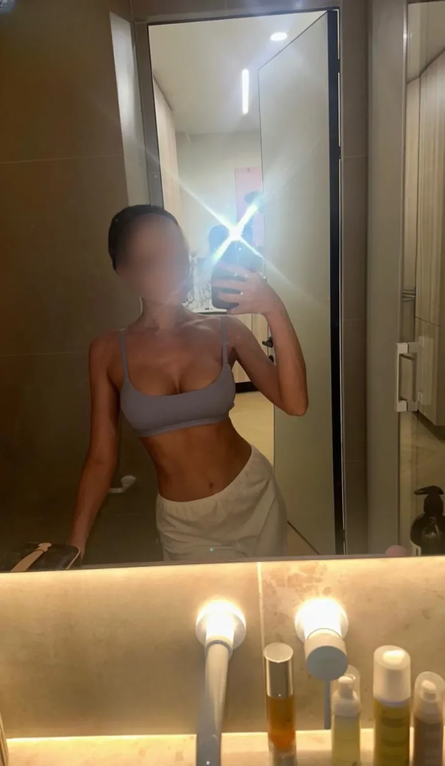 Liana Eromassage thumbnail 9