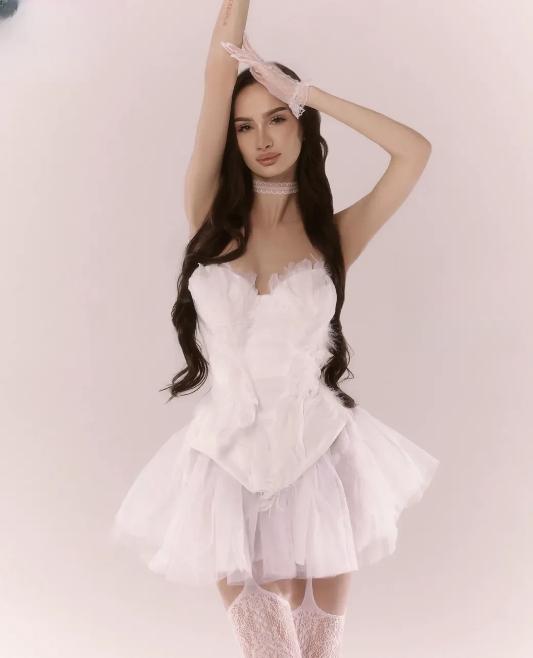 Emiliya thumbnail 13