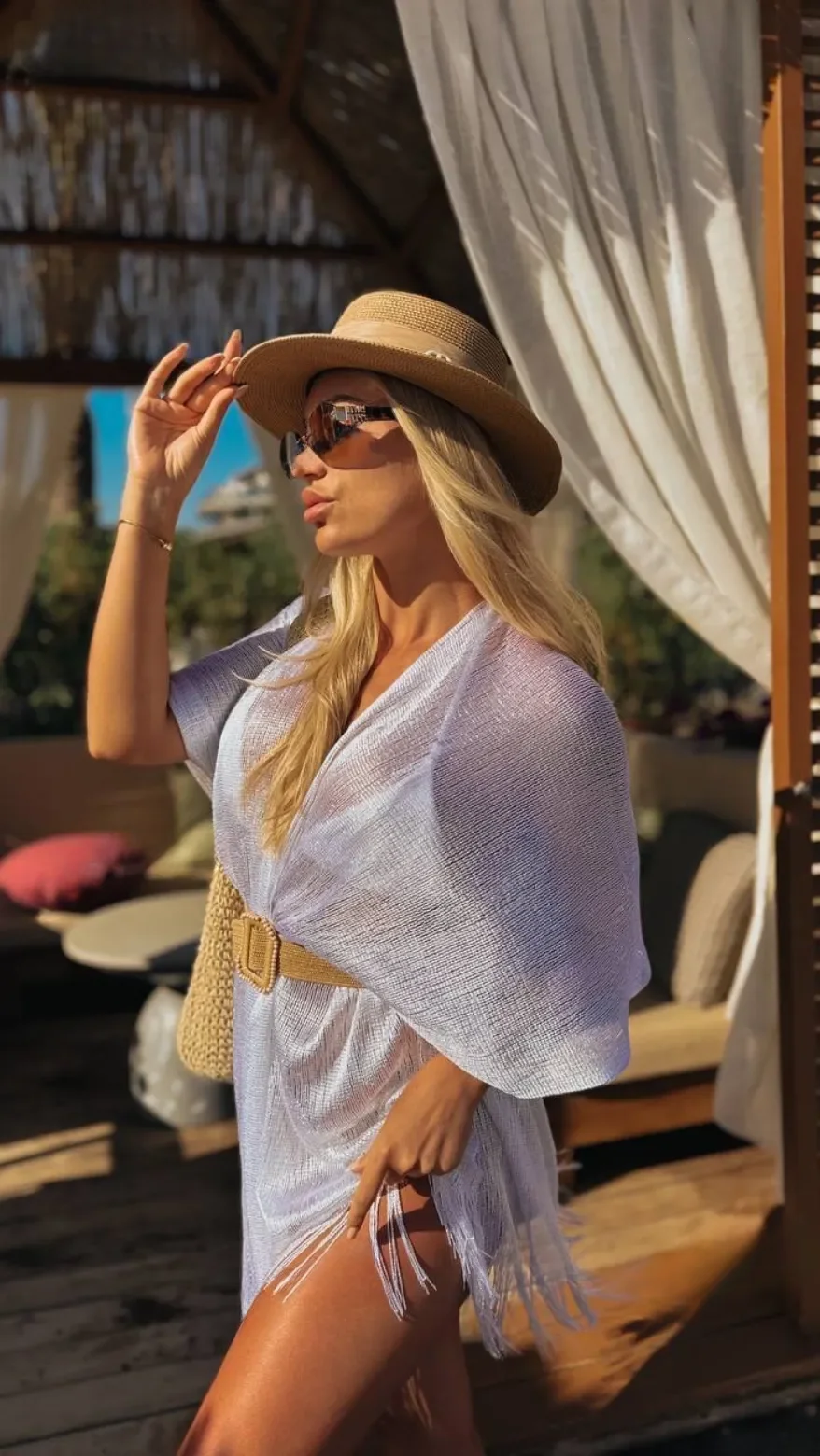 Elina thumbnail 8
