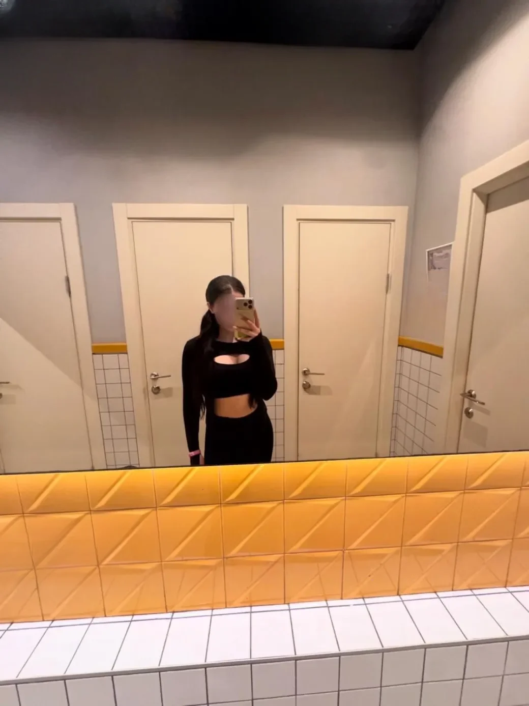 Chanel thumbnail 20