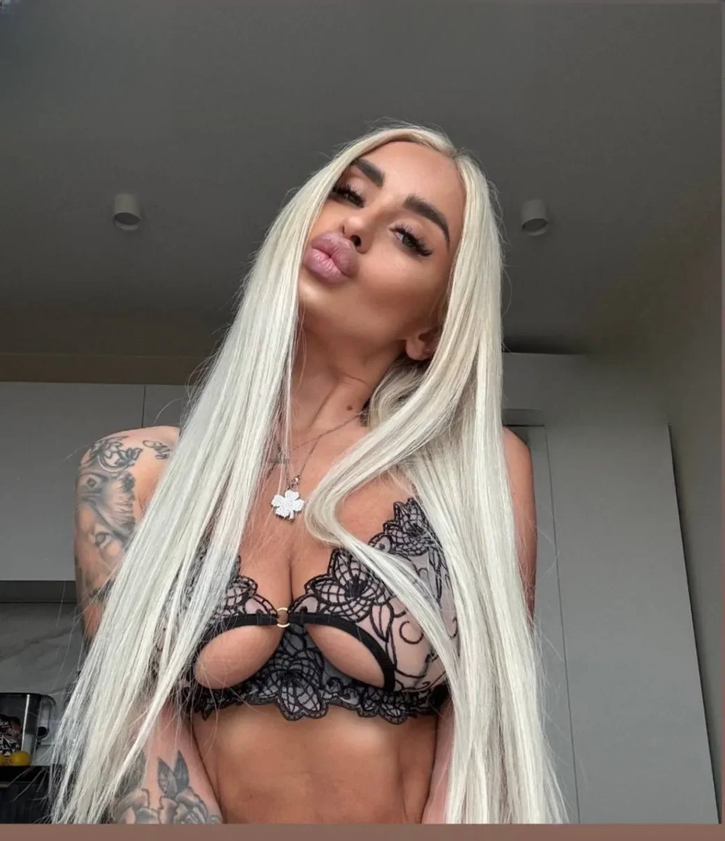 KRISTI thumbnail 24