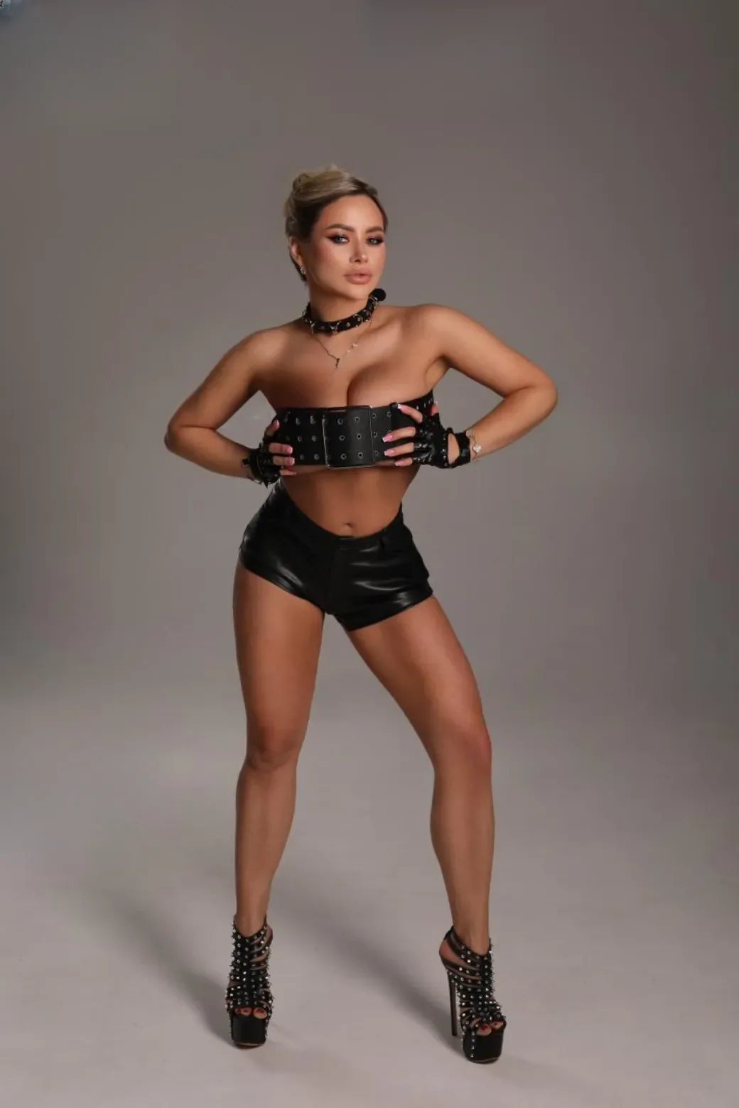 Anita Blyum thumbnail 14